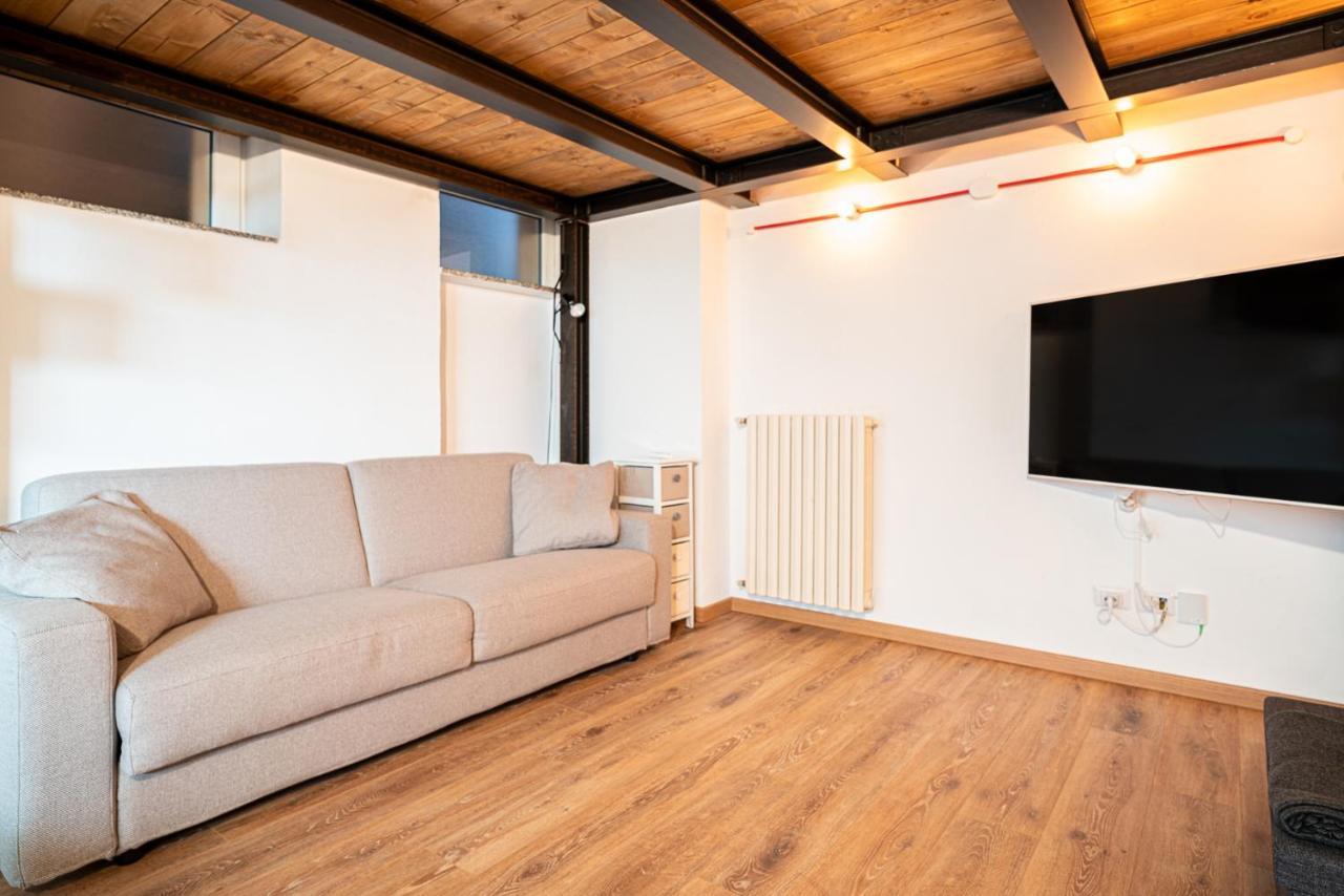 Likehome Milano - Via Scaldasole Loft Milão Exterior foto